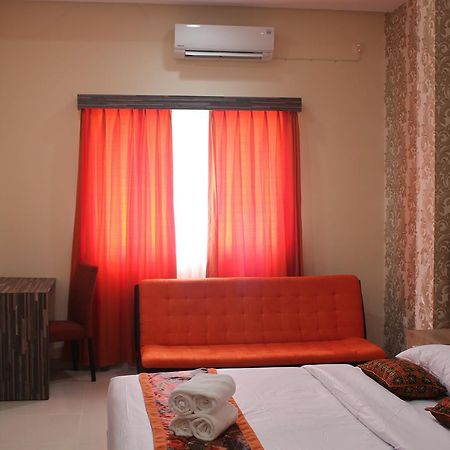 New D'Dhave Hotel Padang  Ngoại thất bức ảnh