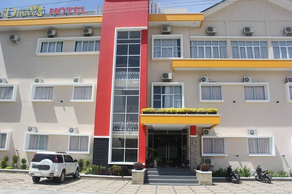 New D'Dhave Hotel Padang  Ngoại thất bức ảnh
