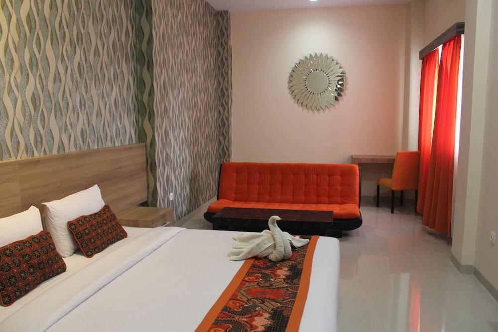 New D'Dhave Hotel Padang  Ngoại thất bức ảnh