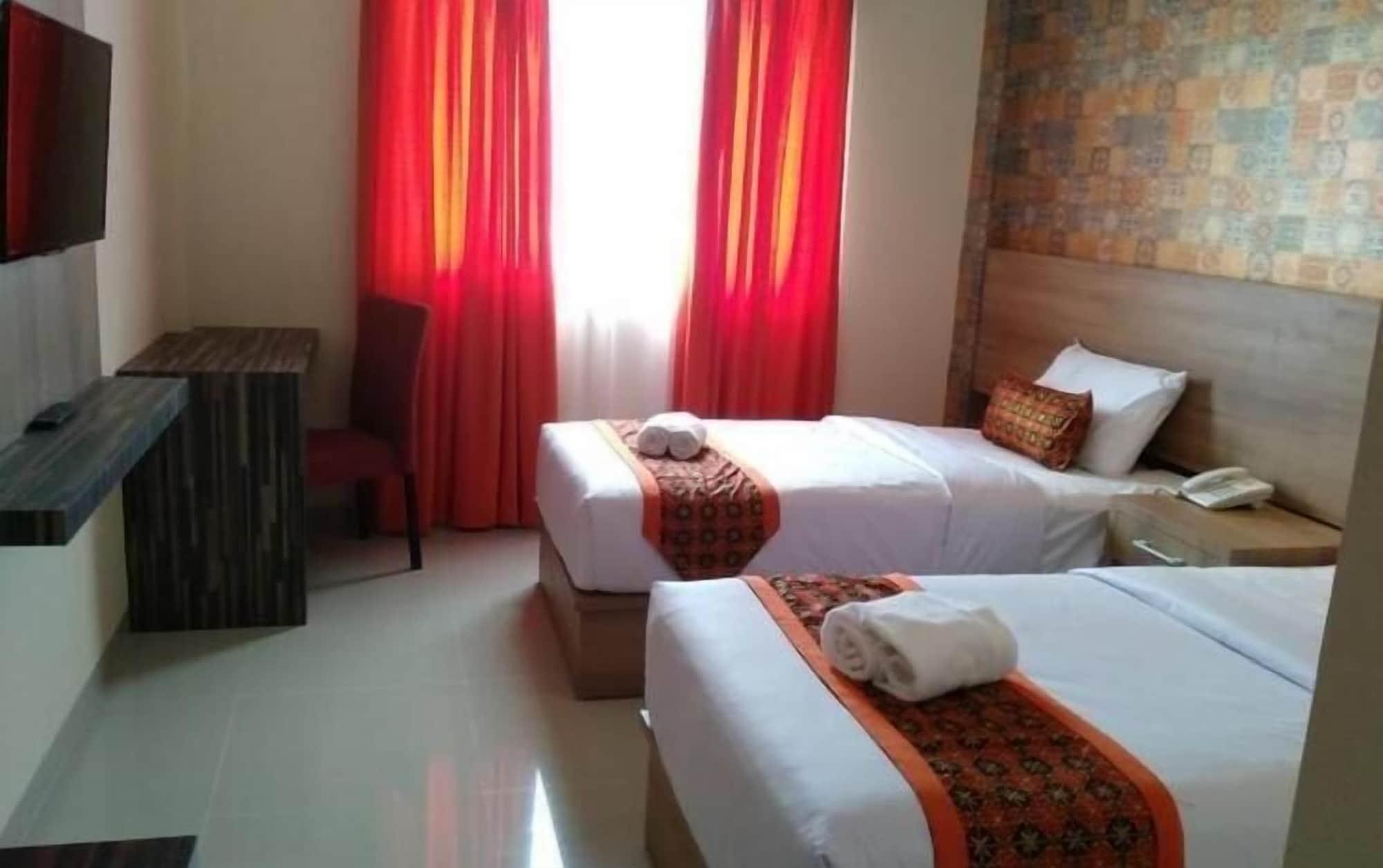 New D'Dhave Hotel Padang  Ngoại thất bức ảnh