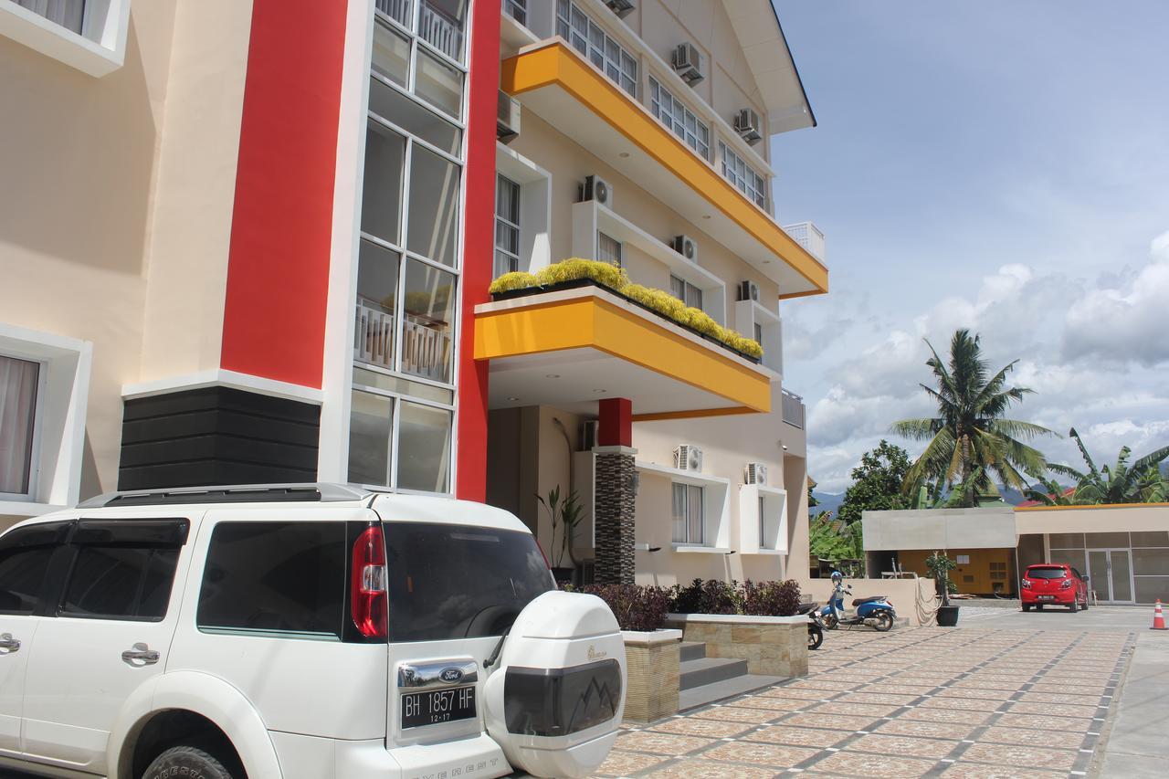 New D'Dhave Hotel Padang  Ngoại thất bức ảnh